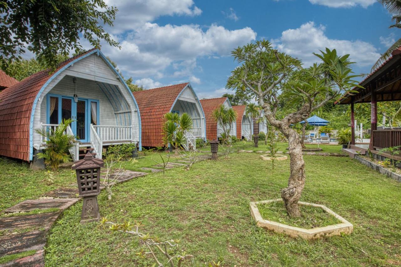Megaland Bungalow Batununggul Exteriér fotografie