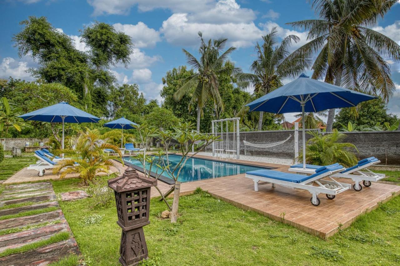 Megaland Bungalow Batununggul Exteriér fotografie